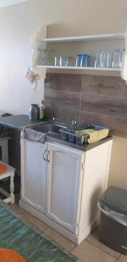 San-Lou Airbnb Port Elizabeth South Africa